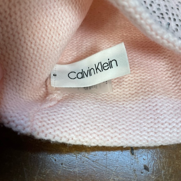Calvin Klein Light Pink Beanie - Picture 3 of 5